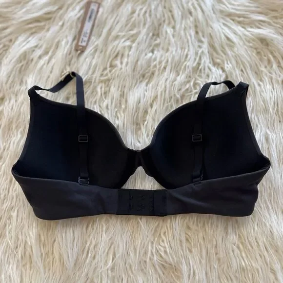 SKIMS Black Contour T-Shirt Bra - Picture 5 of 7